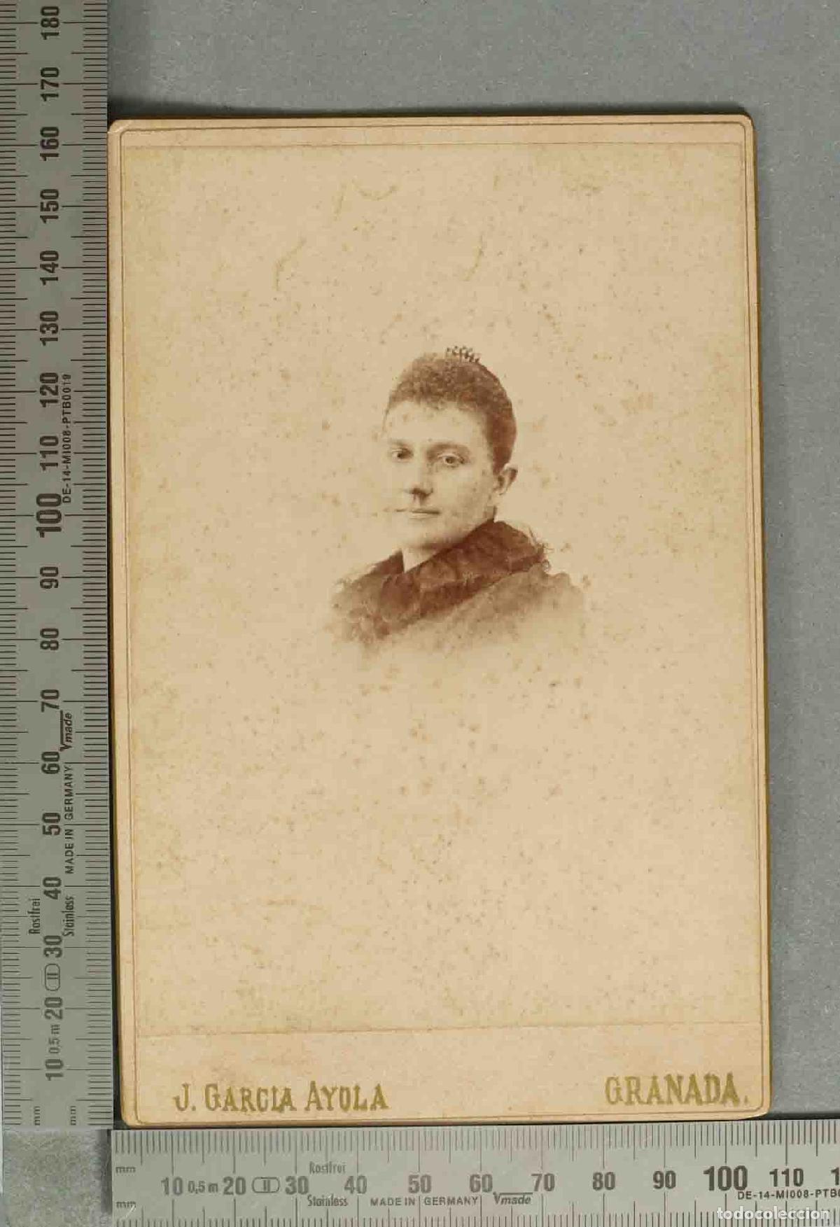 Fotograf&iacute;a antigua: CARTE DE VISITE. Retrato de mujer - J. Garc&iacute;a Ayola Granada