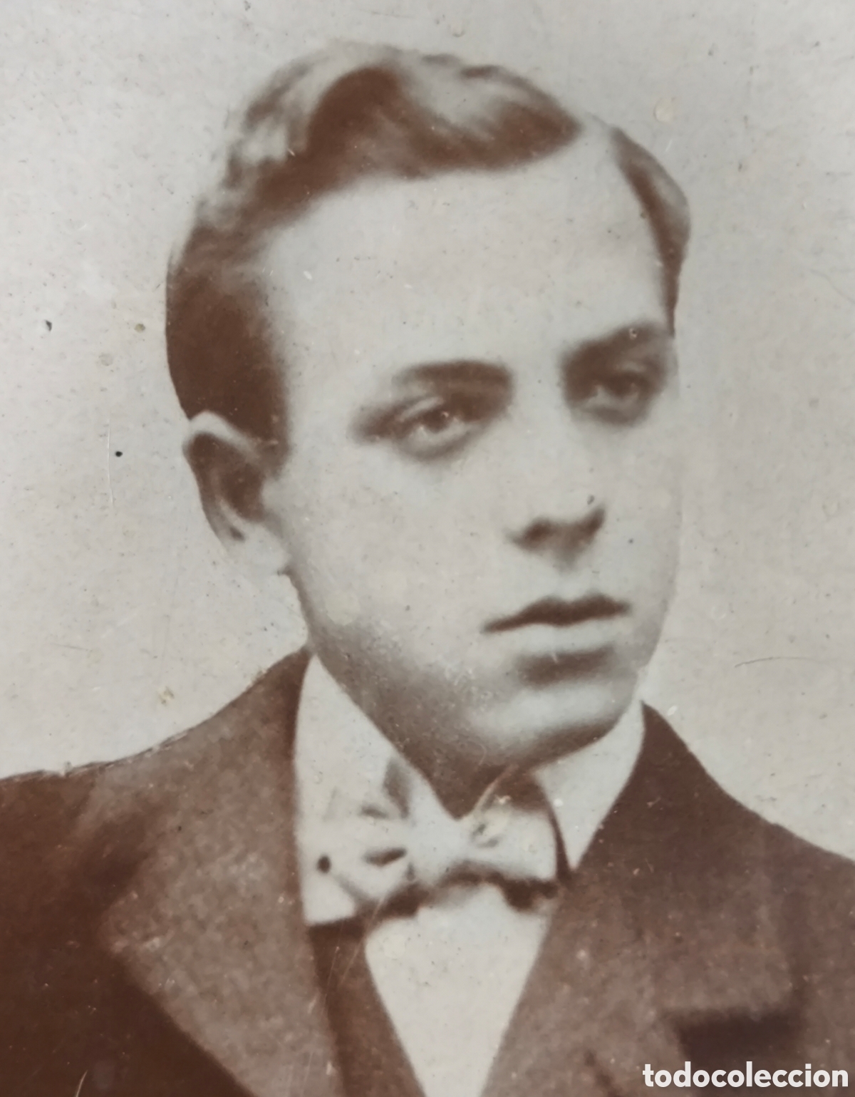 Fotograf&iacute;a antigua: FOTOGRAF&Iacute;A RETRATO CDV CABALLERO JOVEN FOT&Oacute;GRAFO J. M. BALLESTER C. 1900