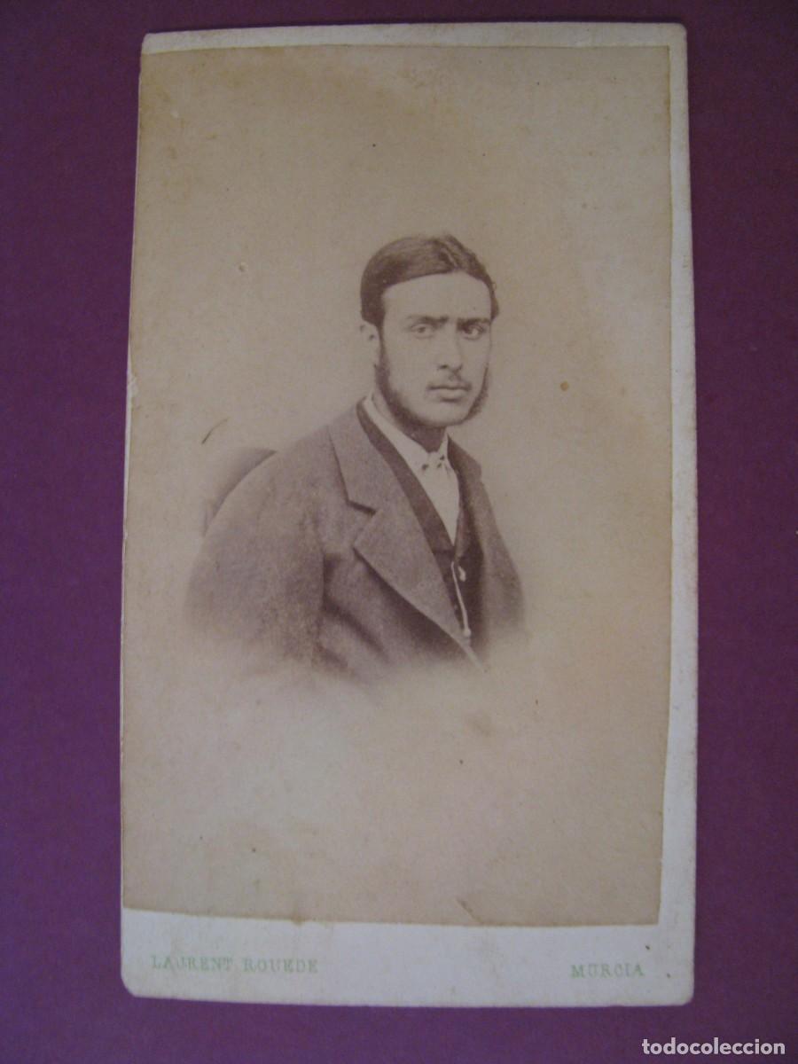 Fotograf&iacute;a antigua: ANTIGUA FOTO CDV. UN CABALLERO. FOTOGRAFO LAURENTE ROUDE, MURCIA. 10,5X6,5 CM