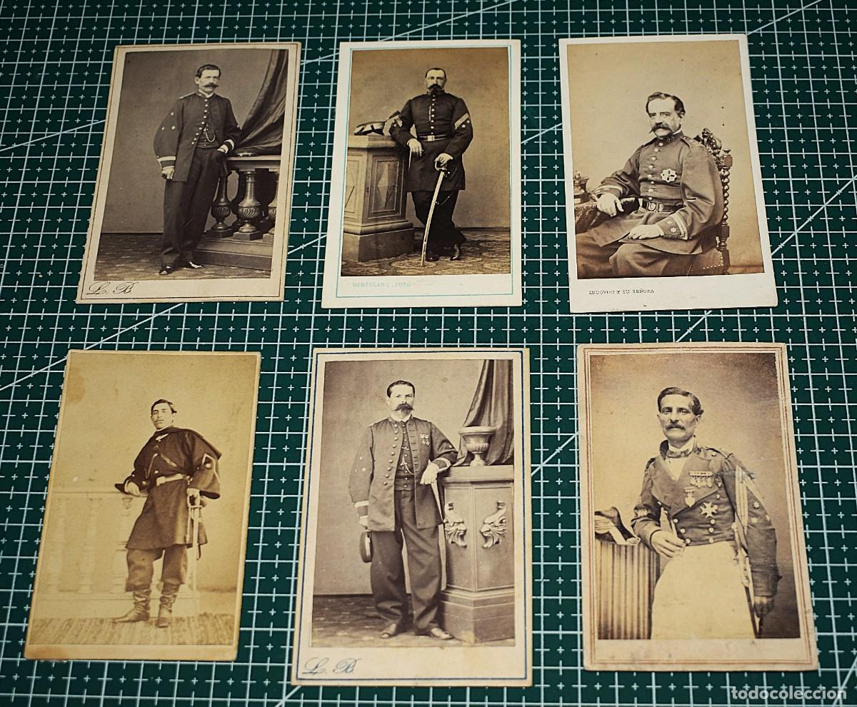 Fotograf&iacute;a antigua: 6 fotograf&iacute;as carte de visite de militares del siglo XIX.
