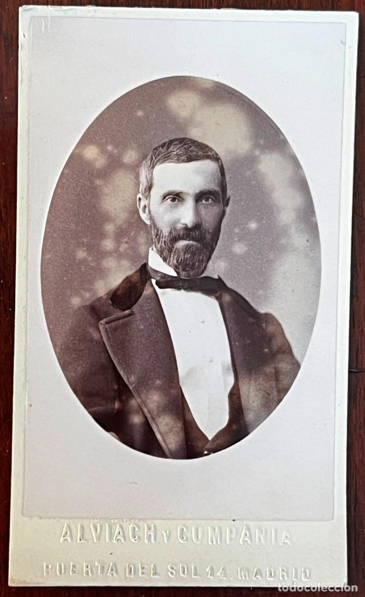 Fotografia antiga: Albumina CDV de caballero. Alviach y Compa&ntilde;ia, Puerta del Sol 14 Madrid, CARTE DE VISITE MIDE 10,8 X