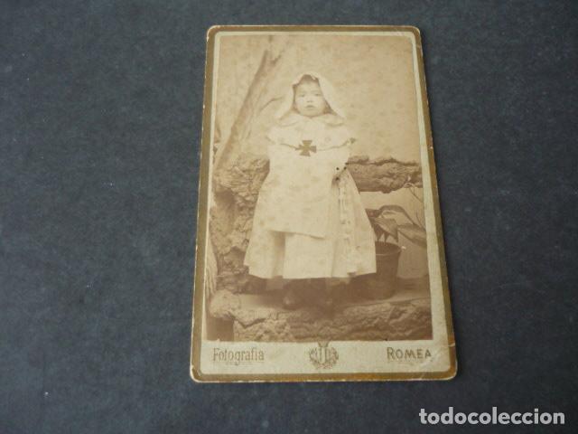 Photographie ancienne: CARTE DE VISITE RETRATO DE NI&Ntilde;O CON HABITO DE FRAILE MERCEDARIO ROMEA FOTOGRAFO