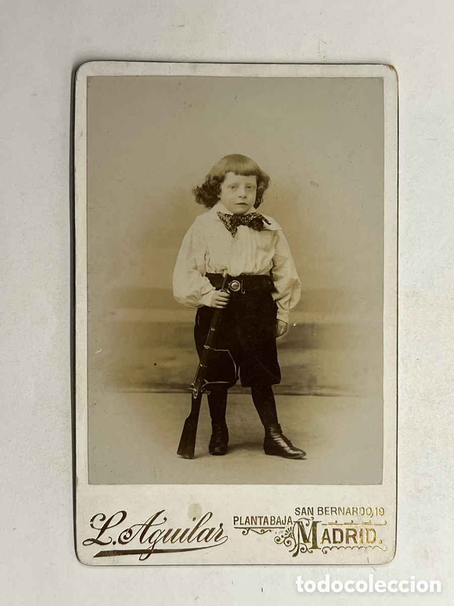 Alte Fotografie: MADRID. Ni&ntilde;o con Escopeta. Fotograf&iacute;a L. Aguilar. Medidas: 8 x 12,5 cm.,