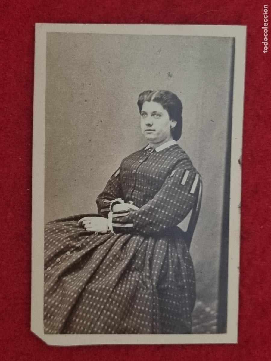 Fotograf&iacute;a antigua: FOTOGRAFIA TARJETA CARTA DE VISITA FOTO SIGLO XIX SE&Ntilde;ORA VESIDO EPOCA ORIGINAL TV2803