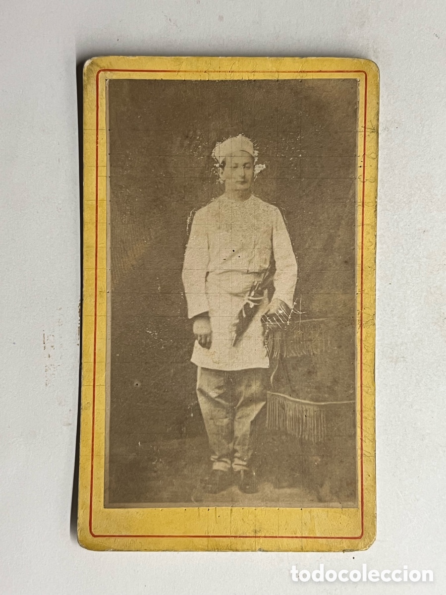 Fotograf&iacute;a antigua: MANILA, Filipinas&hellip; ? CDV. Carte de visite.. Cocinero ? Delantal, Gorro y cuchillo.. (h.1890?)