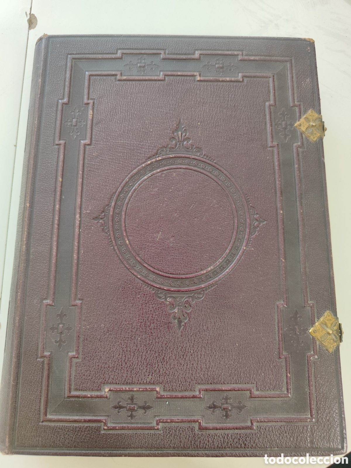 Fotograf&iacute;a antigua: Antiguo album de fotos con fotos incluidas. Siglo XIX