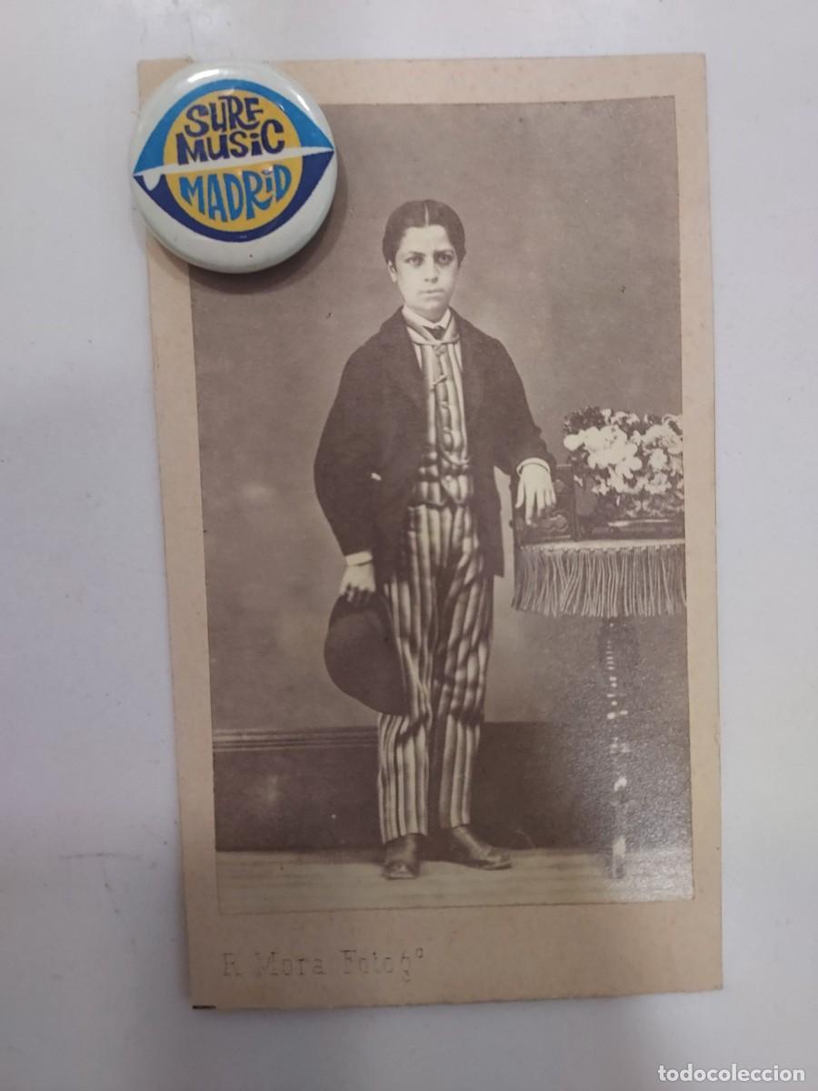 Fotograf&iacute;a antigua: FOTOGRAFIA SEVILLANA R. MORA S. CRISTOBAL 11. TOLEDO. CARTE DE VISITE JOVEN 6 X 10,5. CA. 1867-1880