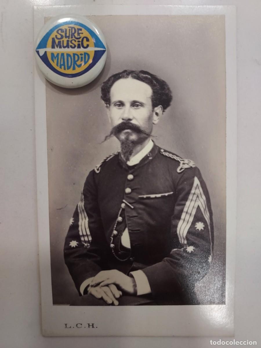 Fotograf&iacute;a antigua: FOTOGRAFIA LUIS CRUELLA HERMANOS, MORELLA. CARTE DE VISITE MILITAR CAPITAN. 6 X 10,5 CA. 1880-1890