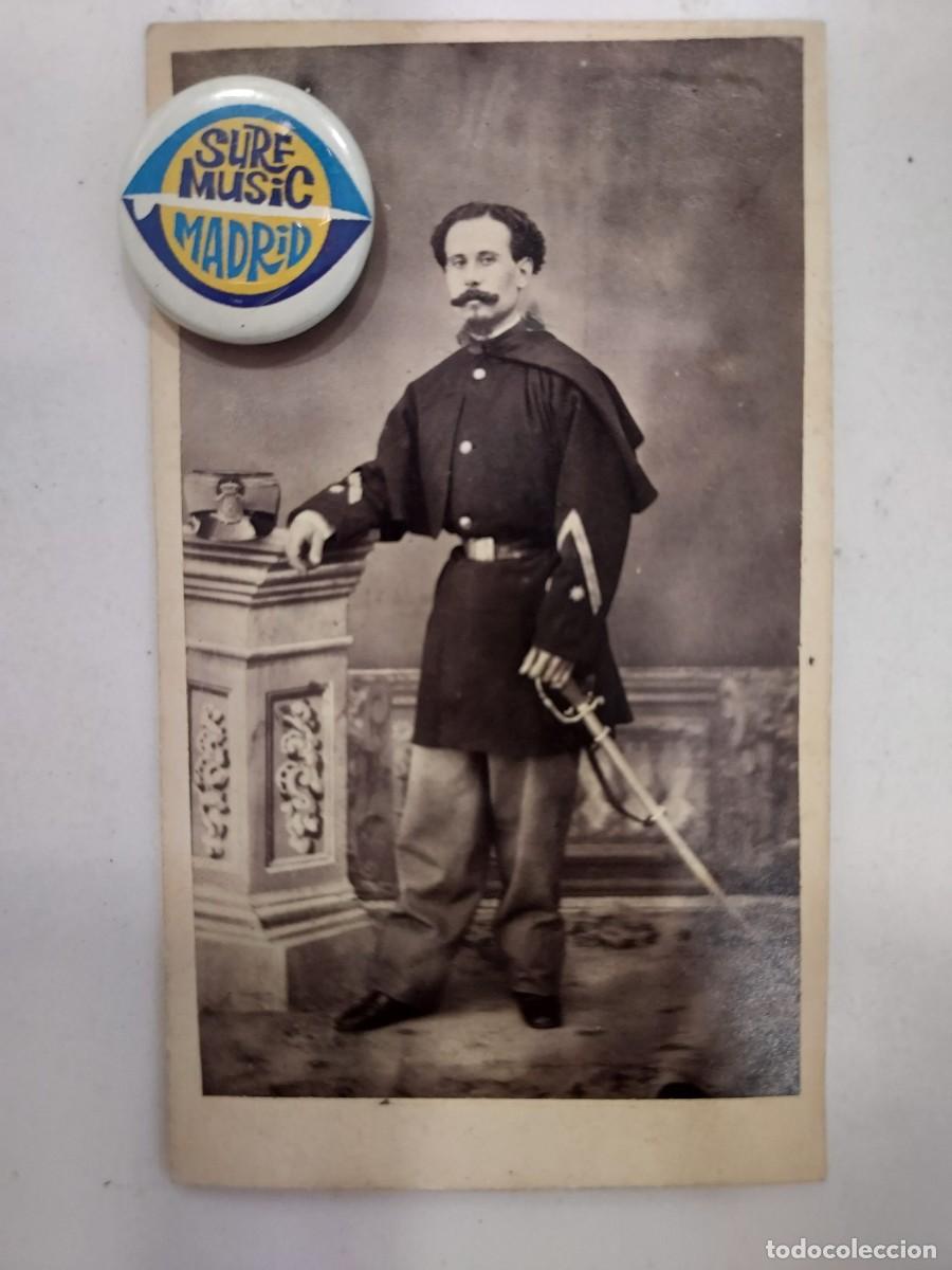 Fotograf&iacute;a antigua: FOTOGRAFIA POSIBLE MORELLA (&iquest;Cruella?). CARTE DE VISITE MILITAR TENIENTE. 6 X 10 CA. 1876-1882
