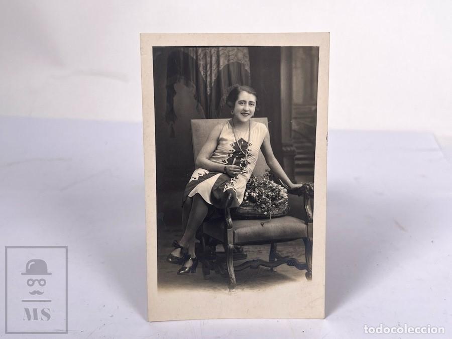 Fotograf&iacute;a antigua: Antigua tarjeta de Visita / CDV - Fotograf&iacute;a Joven Posando - Alto Styling - Alograff Barcelona