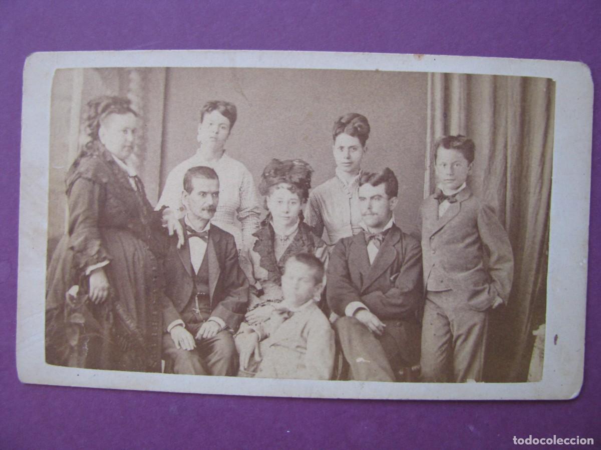 Fotograf&iacute;a antigua: FOTO CDV. RETRATO FAMILIA. VALENCIA DERREY Y TOLEDO. SEGORBE S. XIX. 10,5X6,5 CM