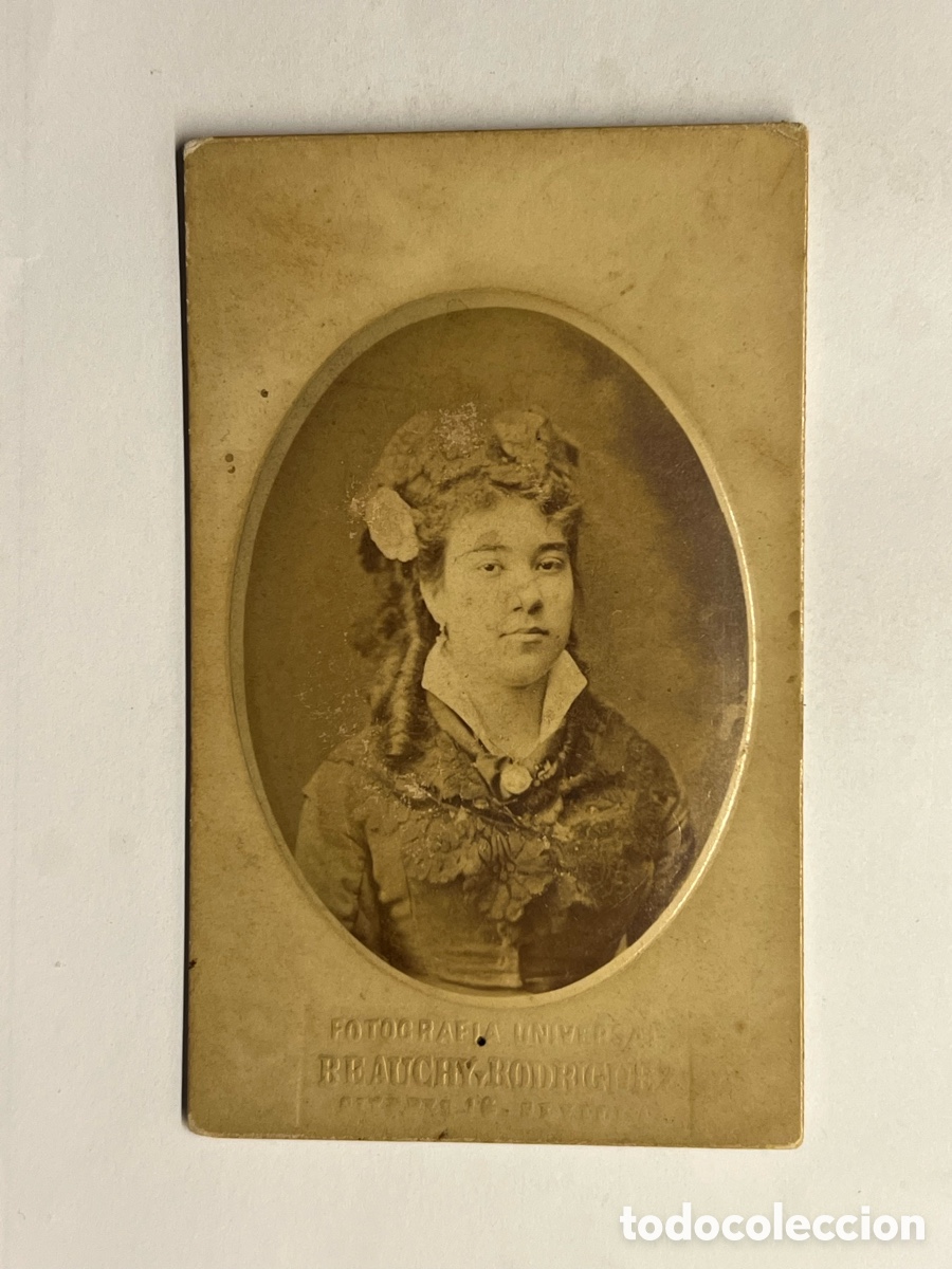 Fotograf&iacute;a antigua: SEVILLA, BEAUCHY Y RODRIGUEZ, fot&oacute;grafos. CDV, Carte de Visite. Dama Andaluza (fin Siglo XIX)