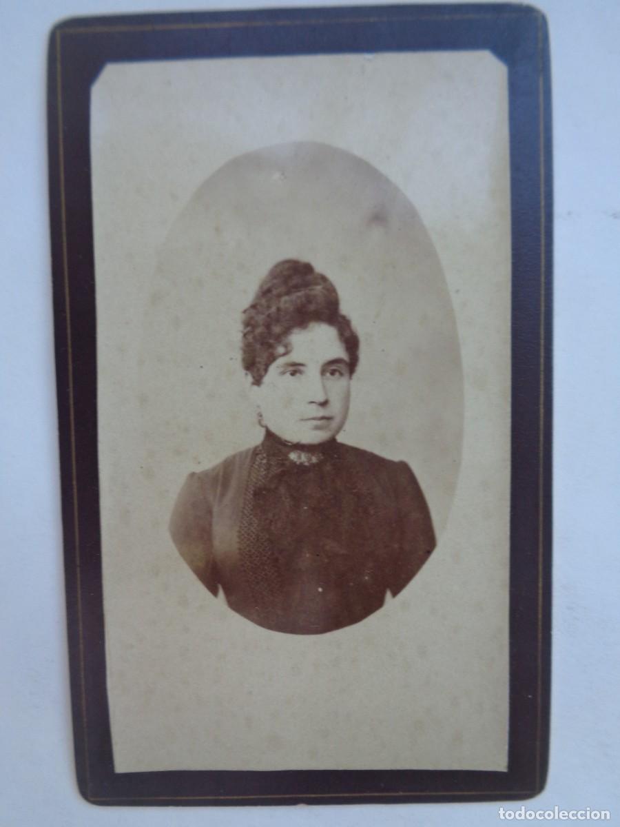 Fotograf&iacute;a antigua: CDV DE SE&Ntilde;ORITA DE LUTO DEL SIGLO XIX . DE R. SABATER
