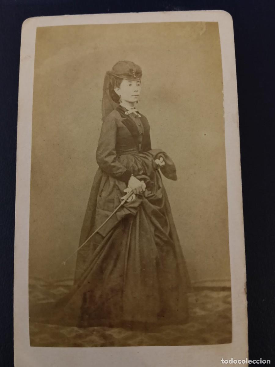 Antique Photography: Se&ntilde;ora elegante CDV carte de visite..Garrorena Badajoz