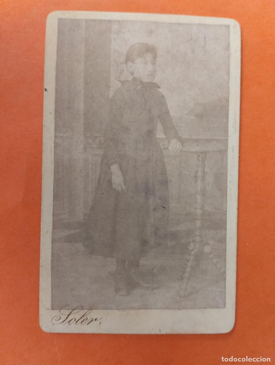 Fotografia antica: FOTO CARTE DE VISITE. JOVEN.. FOT: SOLER. FOTOGRAFIA GRACIENSE.BARCELONA