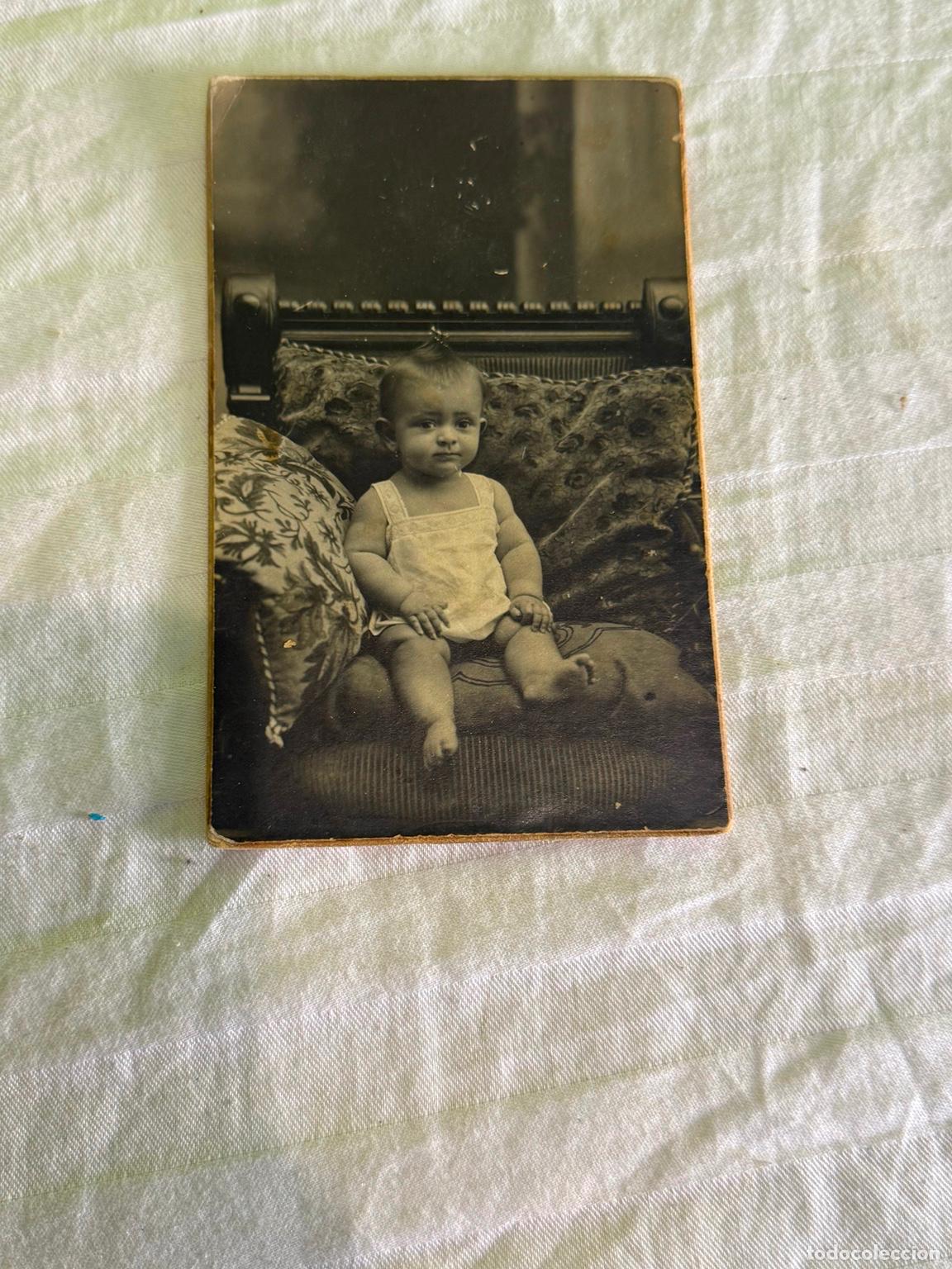 Fotograf&iacute;a antigua: Fotograf&iacute;a antigua caballero con bigote y traje