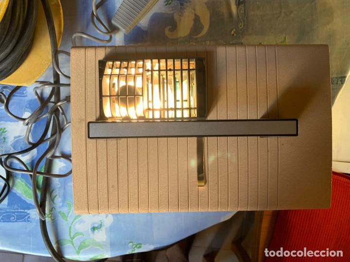 Fotograf&iacute;a antigua: Cabin Automat automatic Slide Projector - Foto 2