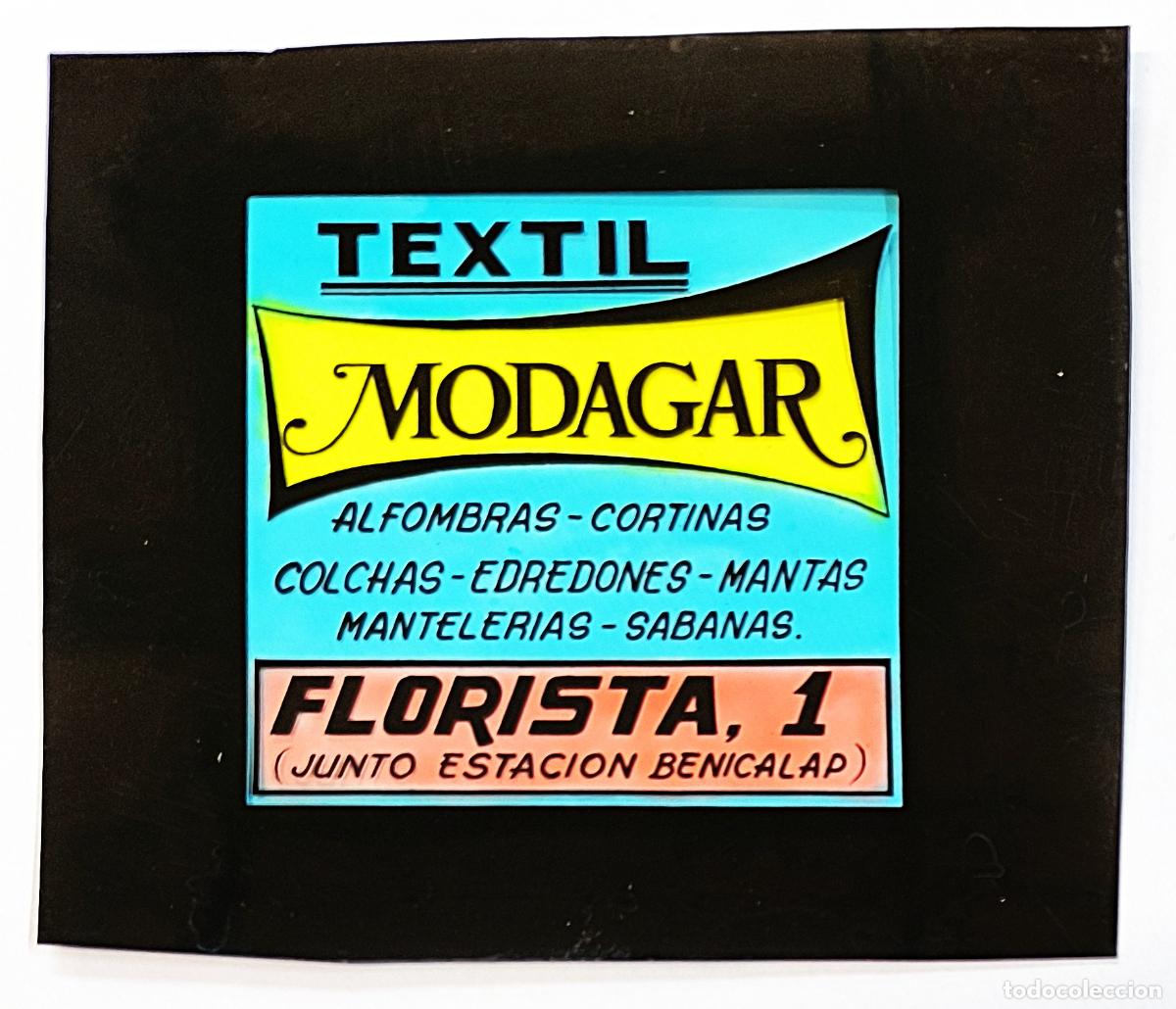 Alte Fotografie: RW DIAPOSITIVA PUBLICIDAD TEXTIL MODAGAR ALFOMBRAS CORTINAS FLORISTA 1 BENICALAP A&Ntilde;OS 60 70 D17