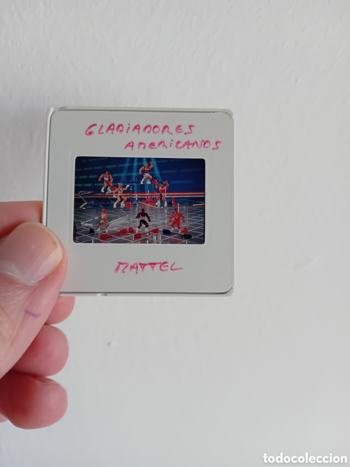 Photographie ancienne: DIAPOSITIVA 35MM ORIGINAL PARA PUBLICIDAD GLADIADORES AMERICANOS. AMERICAN GLADIATORS. MATTEL. 90S