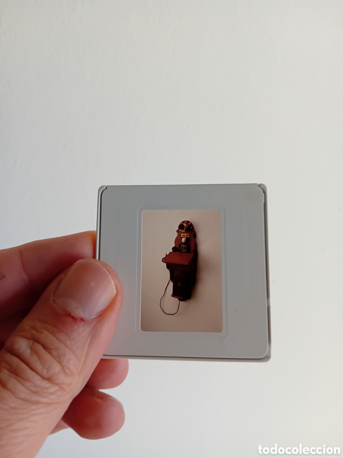 Fotograf&iacute;a antigua: DIAPOSITIVA 35MM TEL&Eacute;FONO ANTIGUO DE PARED. TELEF&Oacute;NICA. A&Ntilde;OS 80. FOTOGRAF&Iacute;A PROFESIONAL