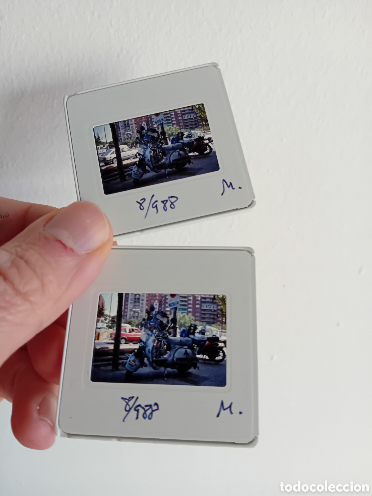 Fotograf&iacute;a antigua: TRES DIAPOSITIVAS 35MM MOTO VESPA. 1988