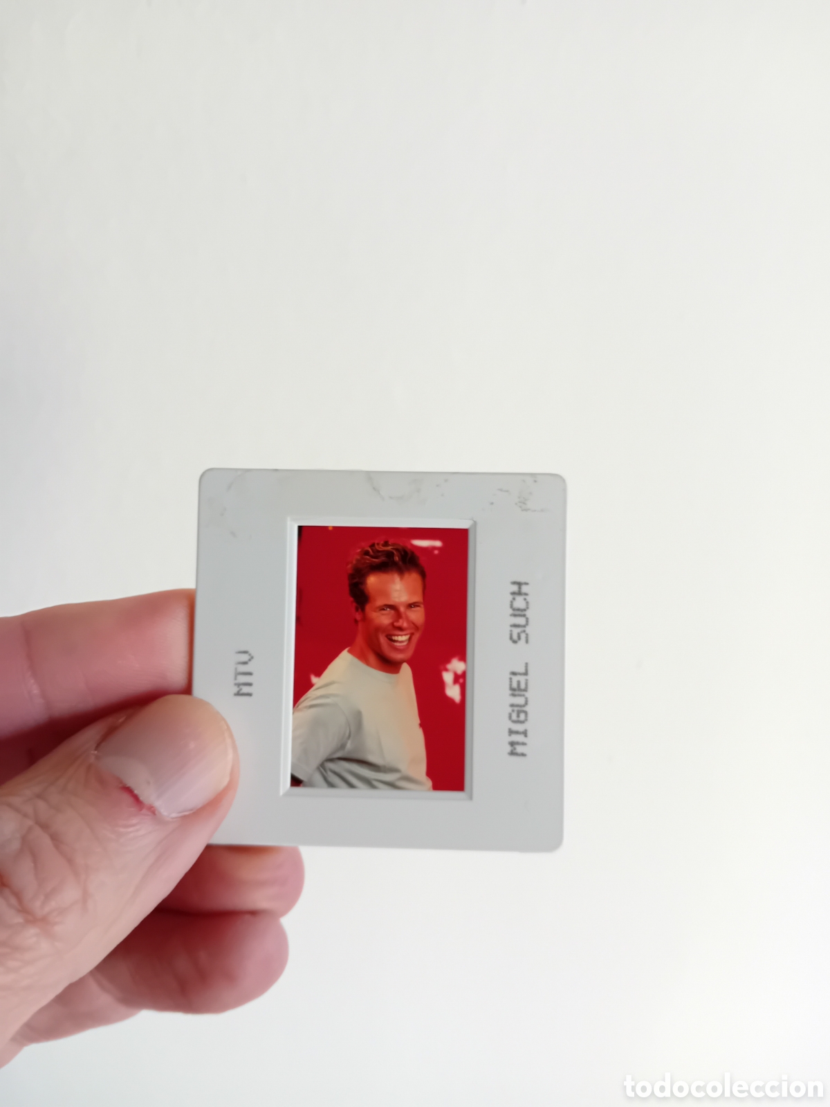 Fotograf&iacute;a antigua: DIAPOSITIVA 35MM PRESENTADOR DE MTV, MIGUEL SUCH. 1999. FOTOGRAF&Iacute;A PROFESIONAL