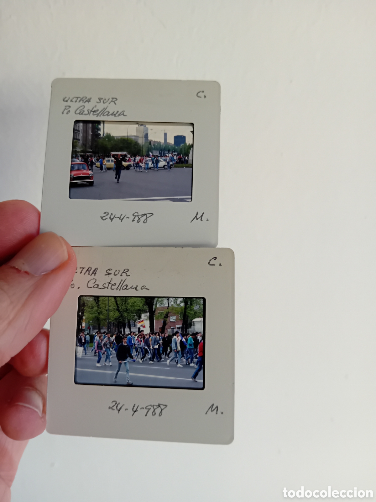 Fotograf&iacute;a antigua: 5 DIAPOSITIVAS 35MM ULTRASUR REAL MADRID EN PASEO CASTELLANA. 1988. FOTOGRAF&Iacute;A PROFESIONAL