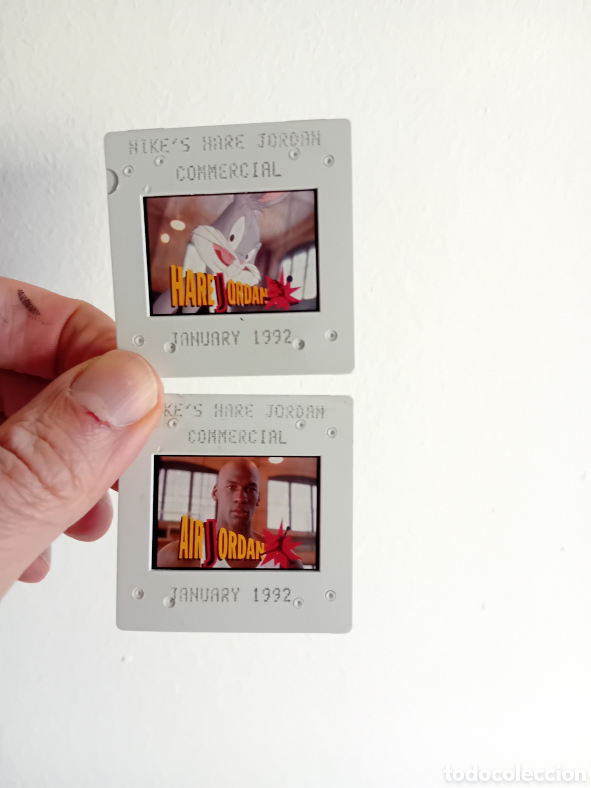 Fotograf&iacute;a antigua: DOS DIAPOSITIVAS 35MM ORIGINALES ANUNCIO NIKE CON MICHAEL JORDAN Y LOONEY TUNES. 1992