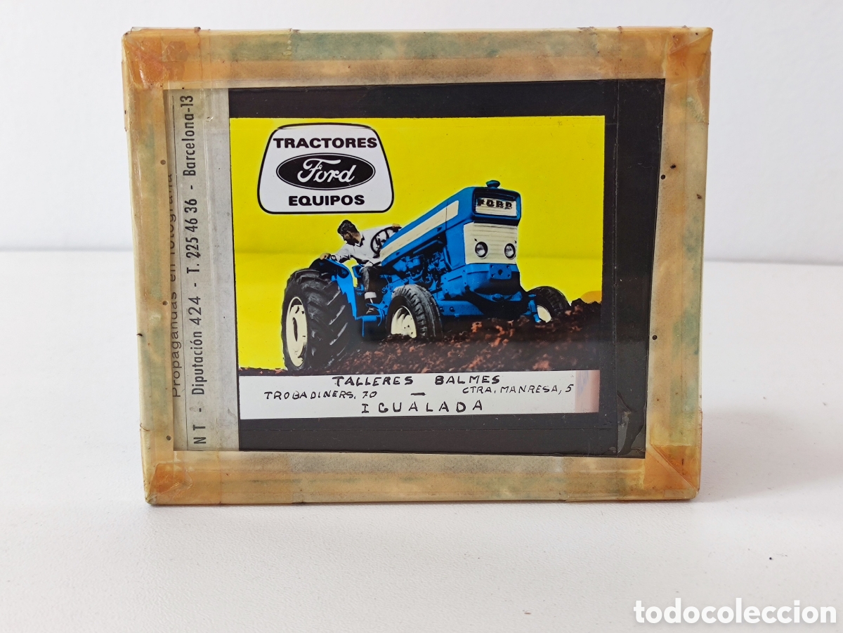 Fotograf&iacute;a antigua: Diapositiva cristal de publicidad tractor Ford