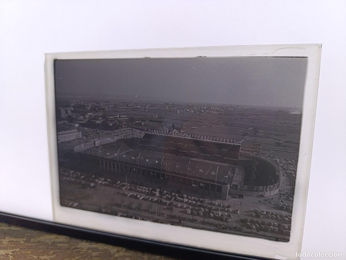Fotografia antiga: Antiguo negativo de cristal, Zaragoza, estadio de f&uacute;tbol