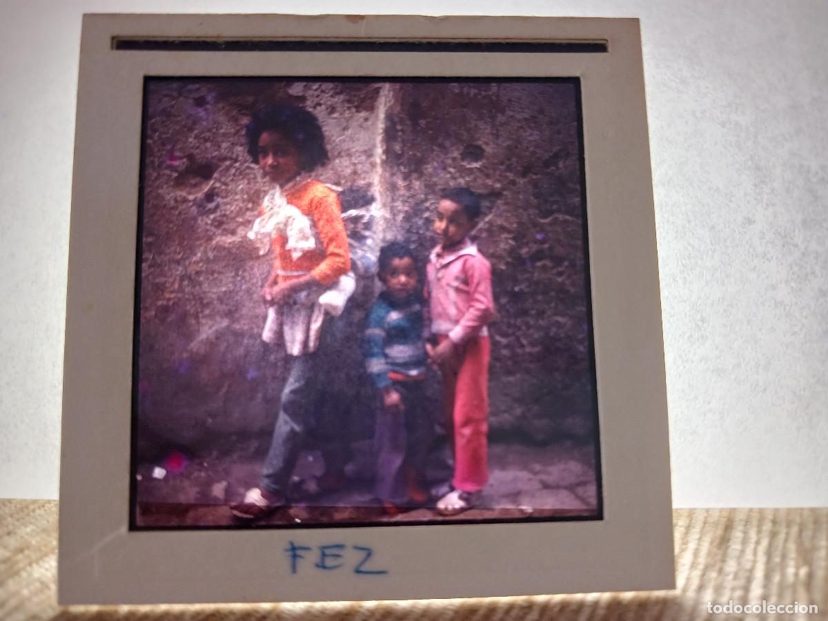 Fotograf&iacute;a antigua: antigua diapositiva 7 x 7 cm. ni&ntilde;os indigenas, fez, marruecos