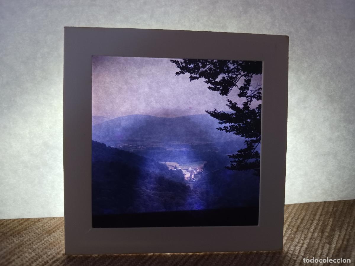Fotograf&iacute;a antigua: antigua diapositiva 7 x 7 cm. pueblo del rif, marruecos