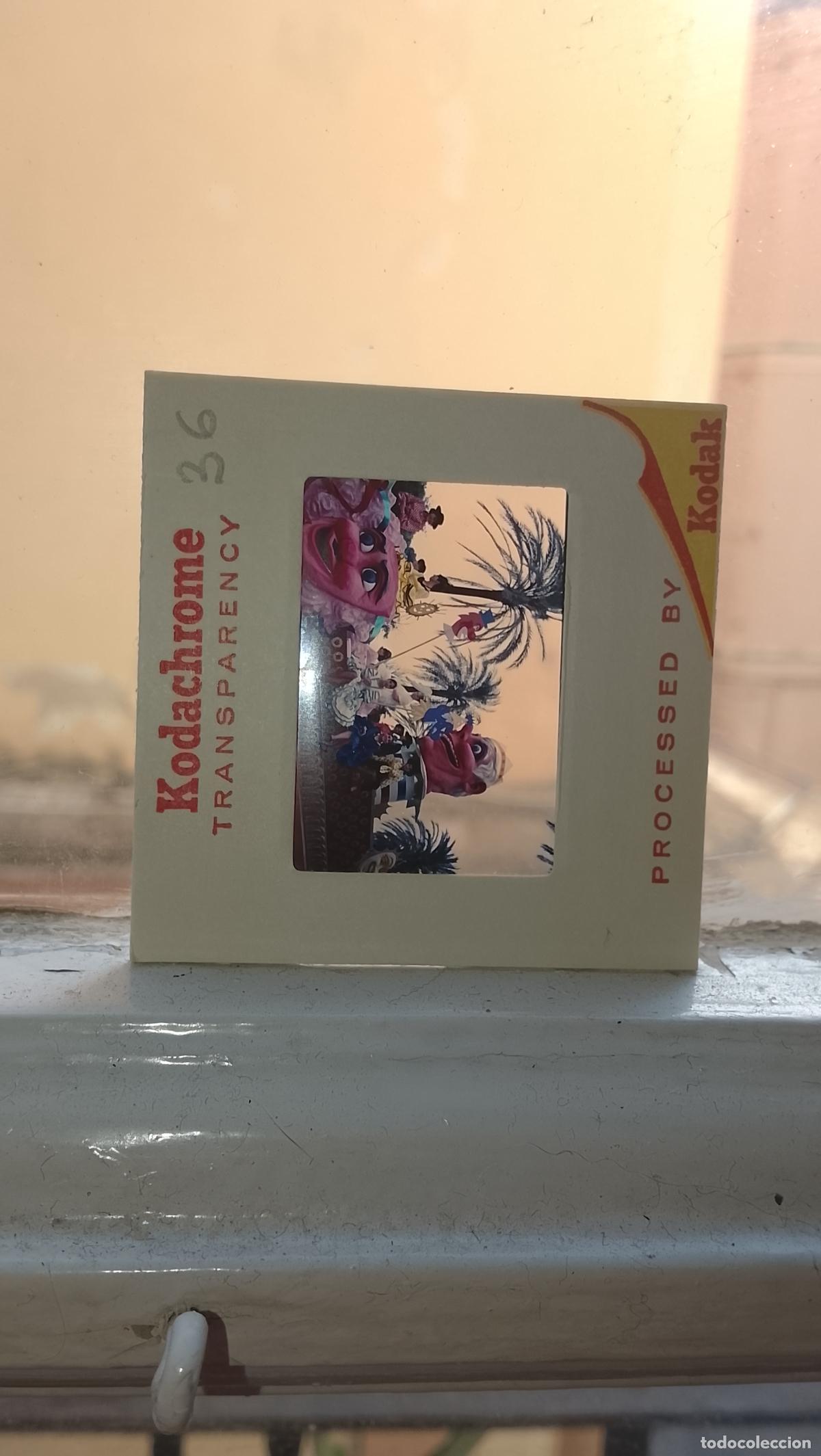 Fotograf&iacute;a antigua: DIAPOSITIVA FIESTAS TIPICAS 1968 CARNAVAL DE CADIZ , CABALGATA - KODACHROME TRANSPARENCY