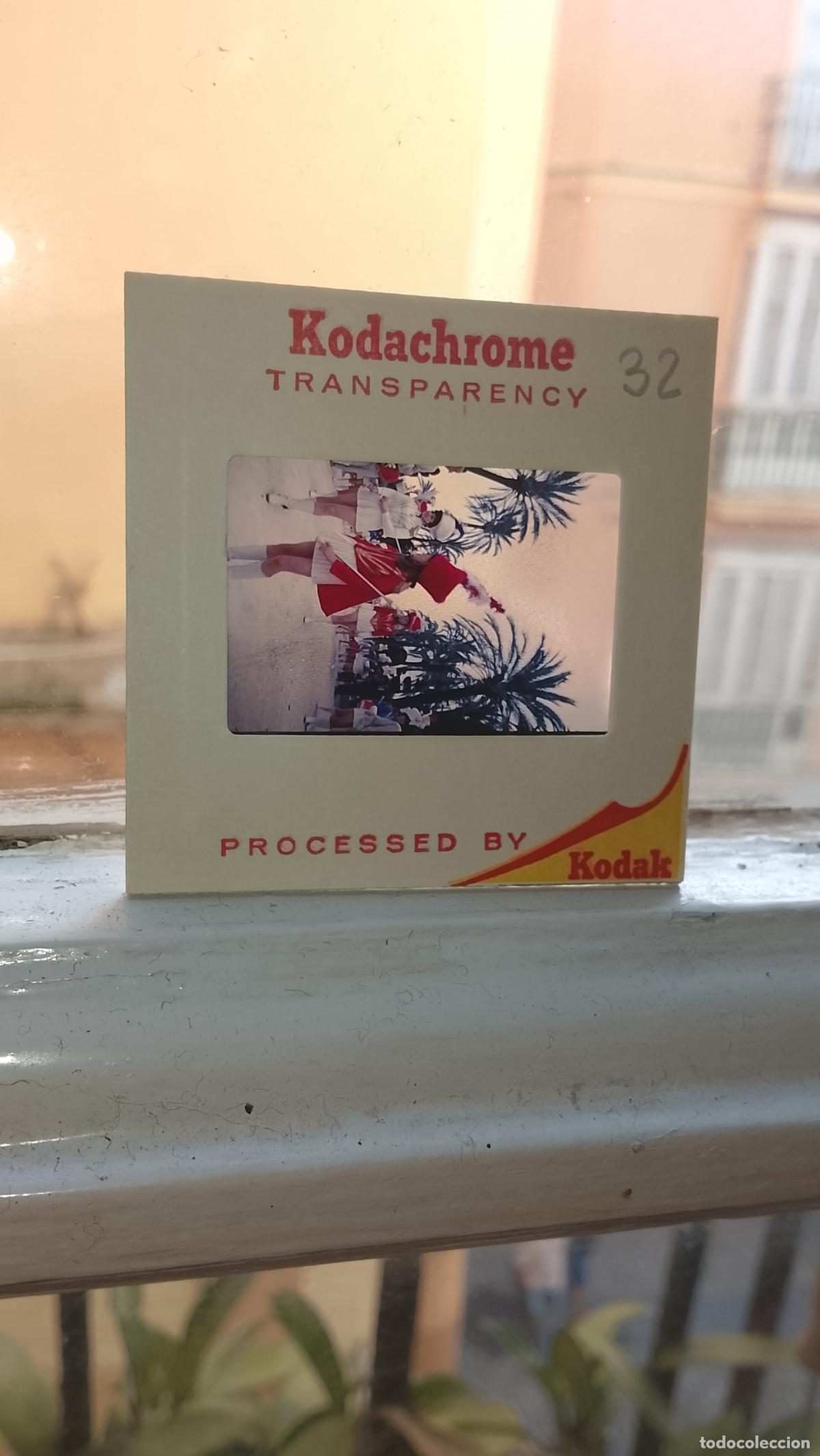Fotograf&iacute;a antigua: DIAPOSITIVA FIESTAS TIPICAS 1968 CARNAVAL DE CADIZ , CABALGATA - KODACHROME TRANSPARENCY