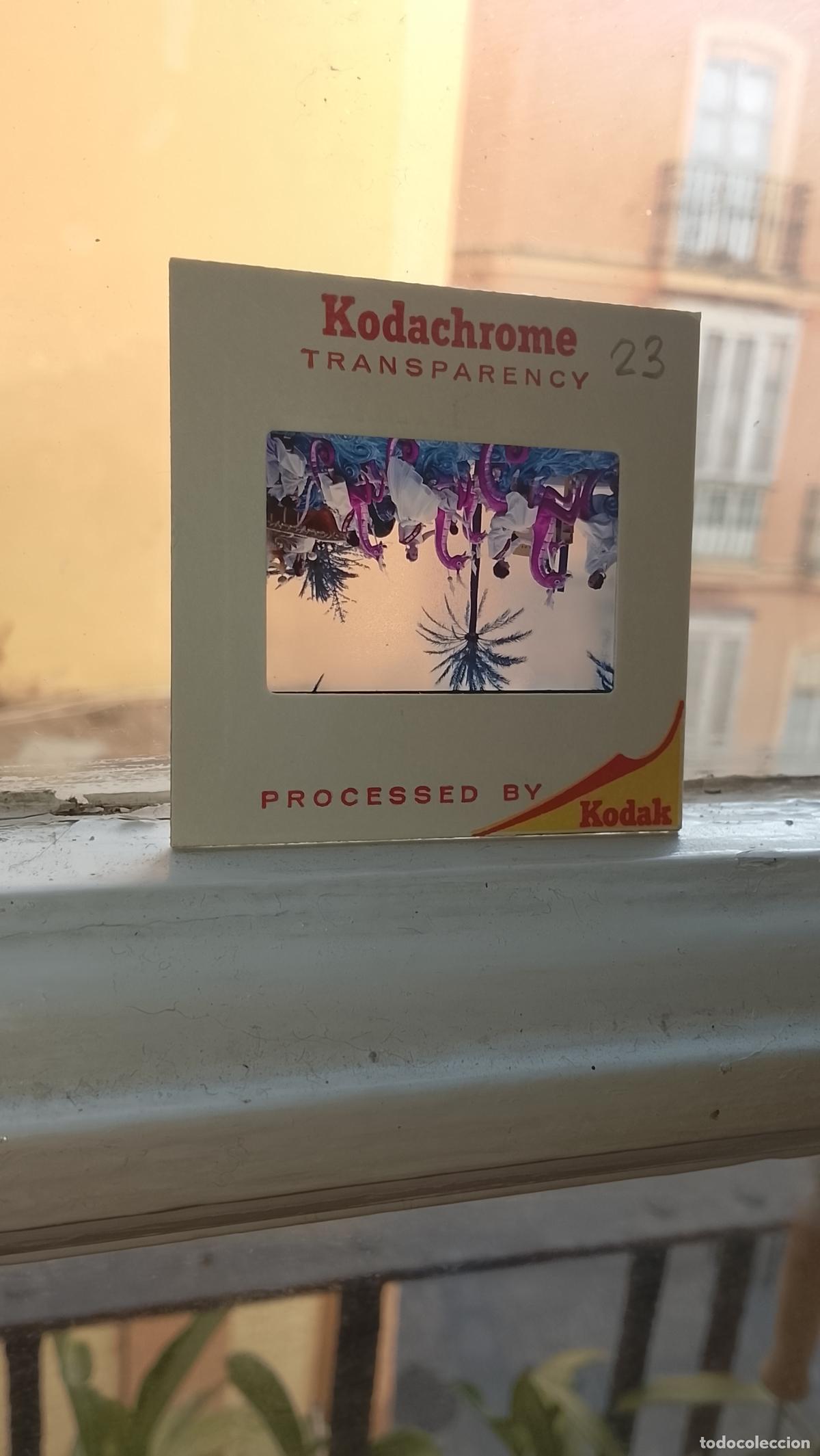 Fotograf&iacute;a antigua: DIAPOSITIVA HAGA SU OFERTA FIESTAS TIPICAS 1968 CARNAVAL DE CADIZ CABALGATA KODACHROME TRANSPARENCY