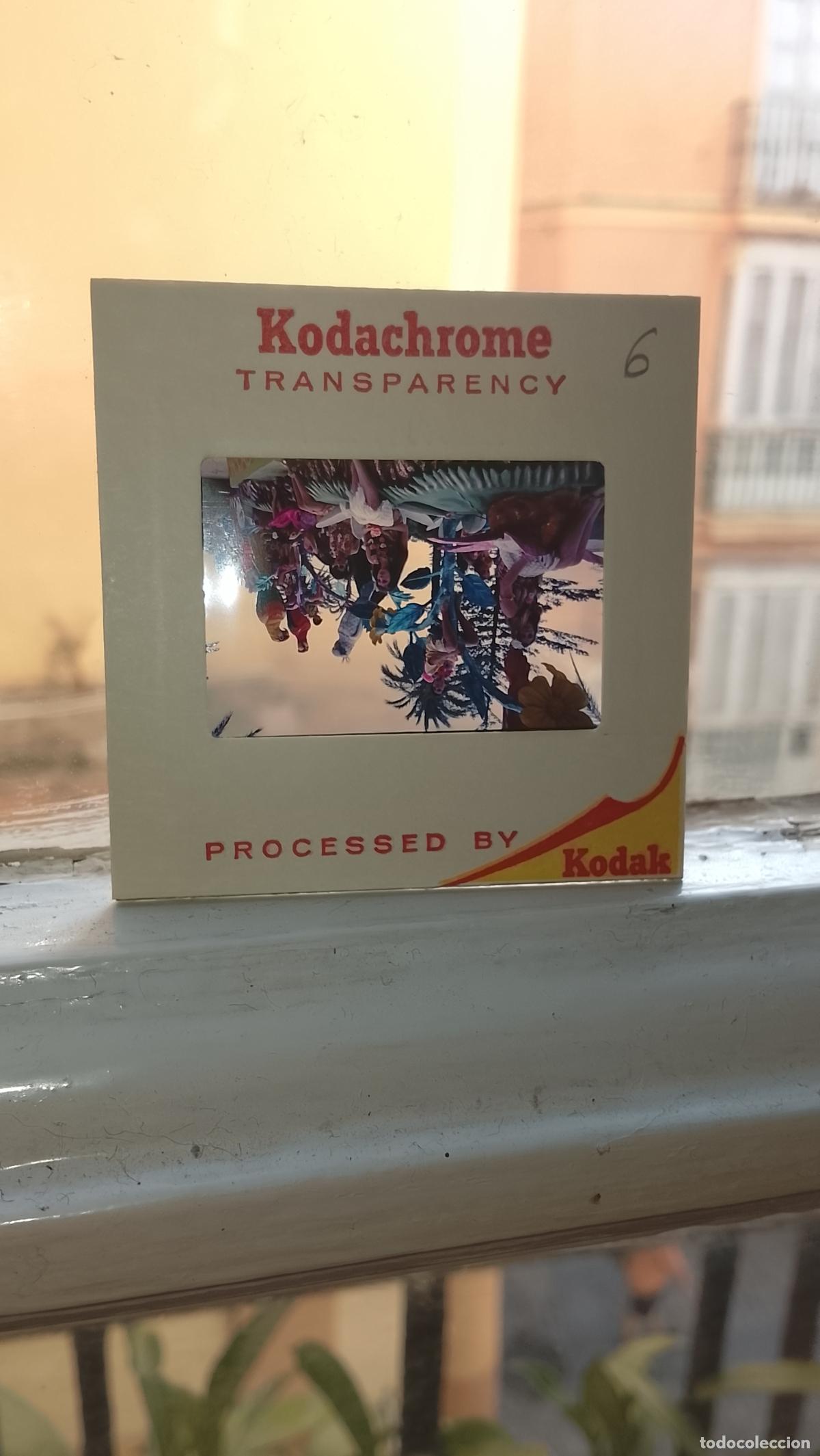 Fotograf&iacute;a antigua: DIAPOSITIVA HAGA SU OFERTA FIESTAS TIPICAS 1968 CARNAVAL DE CADIZ CABALGATA KODACHROME TRANSPARENCY