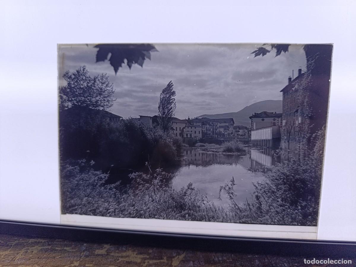 Antique Photography: Antiguo Negativo de Cristal, Reinosa, Cantabria, unos 18 x 13 cms.