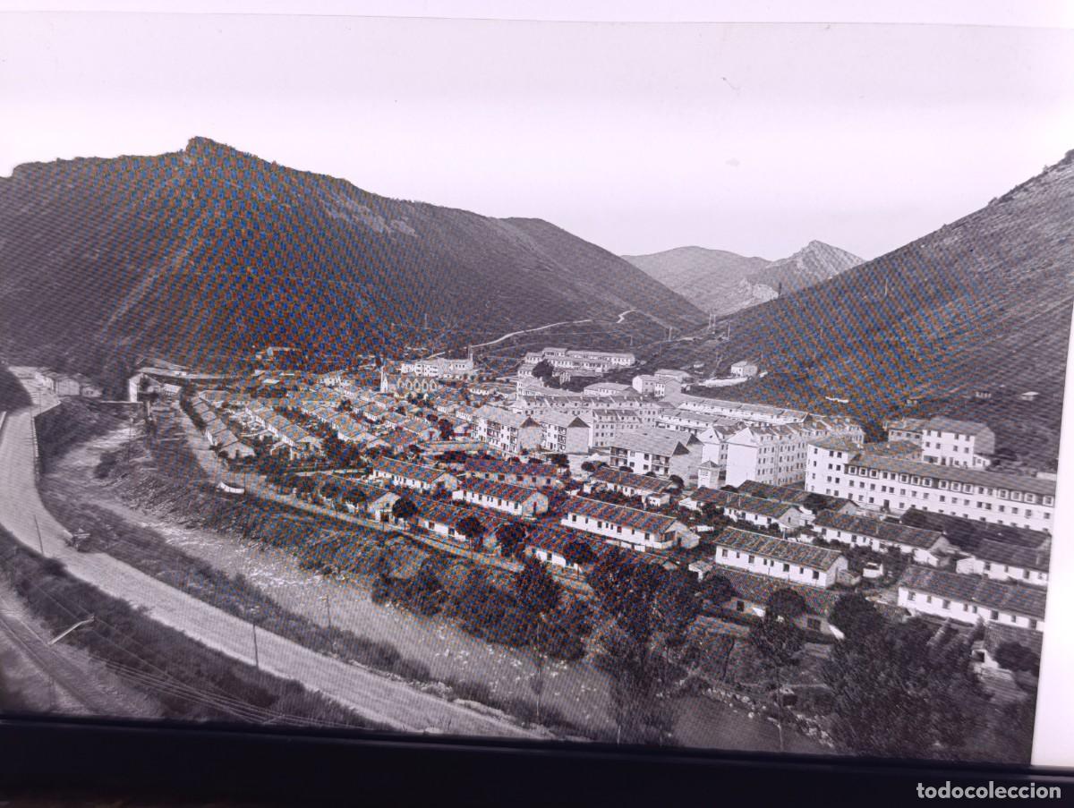 Antique Photography: Antiguo Negativo de Acetato, Ci&ntilde;era, Le&oacute;n, unos 15 x 11 cms.