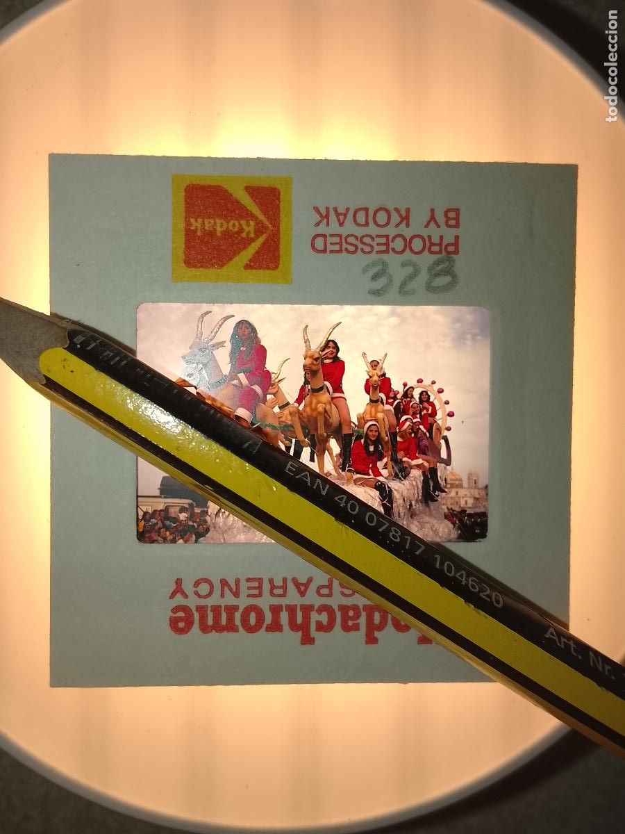 Fotograf&iacute;a antigua: DIAPOSITIVA HAGA SU OFERTA FIESTAS TIPICAS a&ntilde;os 60/70 CARNAVAL CADIZ CABALGATA AGRUPACIONES DESFILES