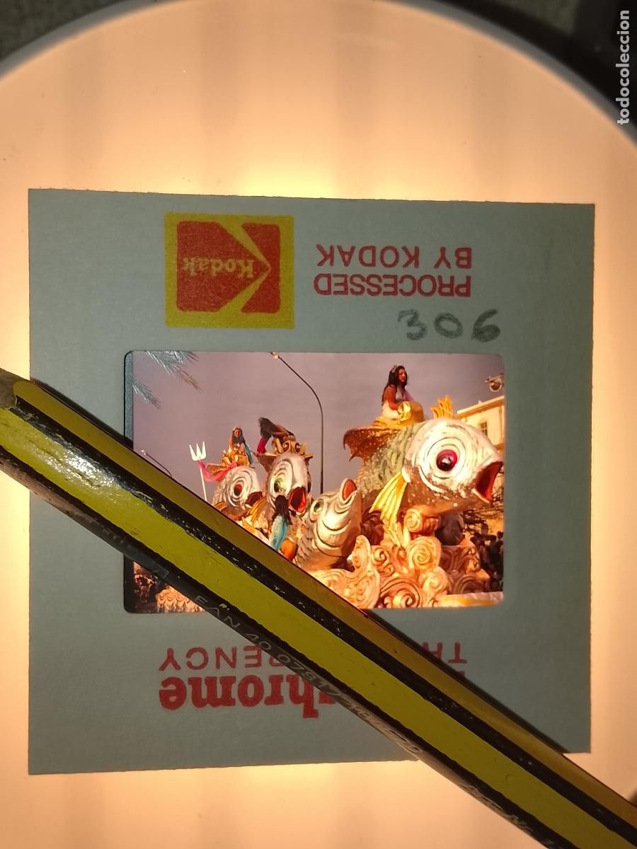Fotograf&iacute;a antigua: DIAPOSITIVA HAGA SU OFERTA FIESTAS TIPICAS a&ntilde;os 60/70 CARNAVAL CADIZ CABALGATA AGRUPACIONES DESFILES