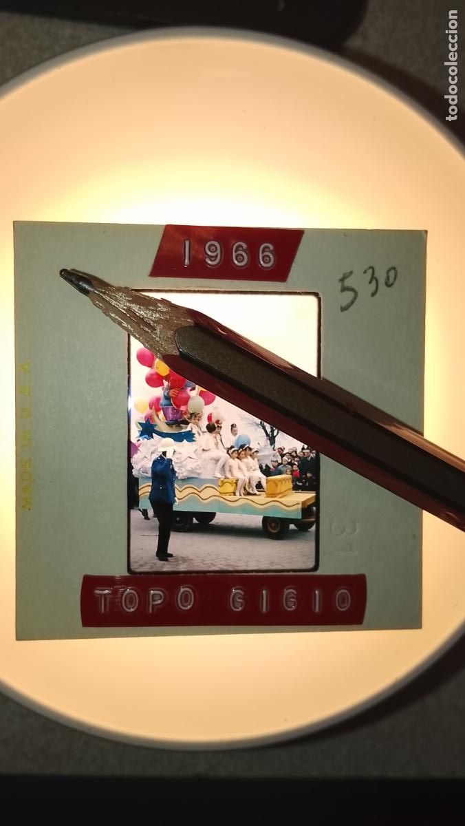Fotograf&iacute;a antigua: DIAPOSITIVA HAGA SU OFERTA FIESTAS TIPICAS a&ntilde;os 1966 CARNAVAL CADIZ CABALGATA AGRUPACIONES DESFILES