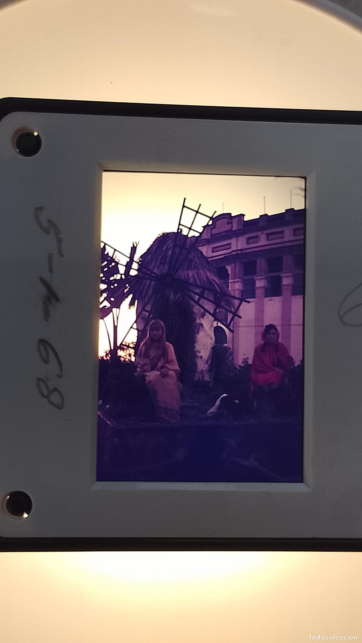 Fotograf&iacute;a antigua: DIAPOSITIVA A&Ntilde;O 1968 CABALGATA DE REYES MAGOS EN CADIZ CARROZAS