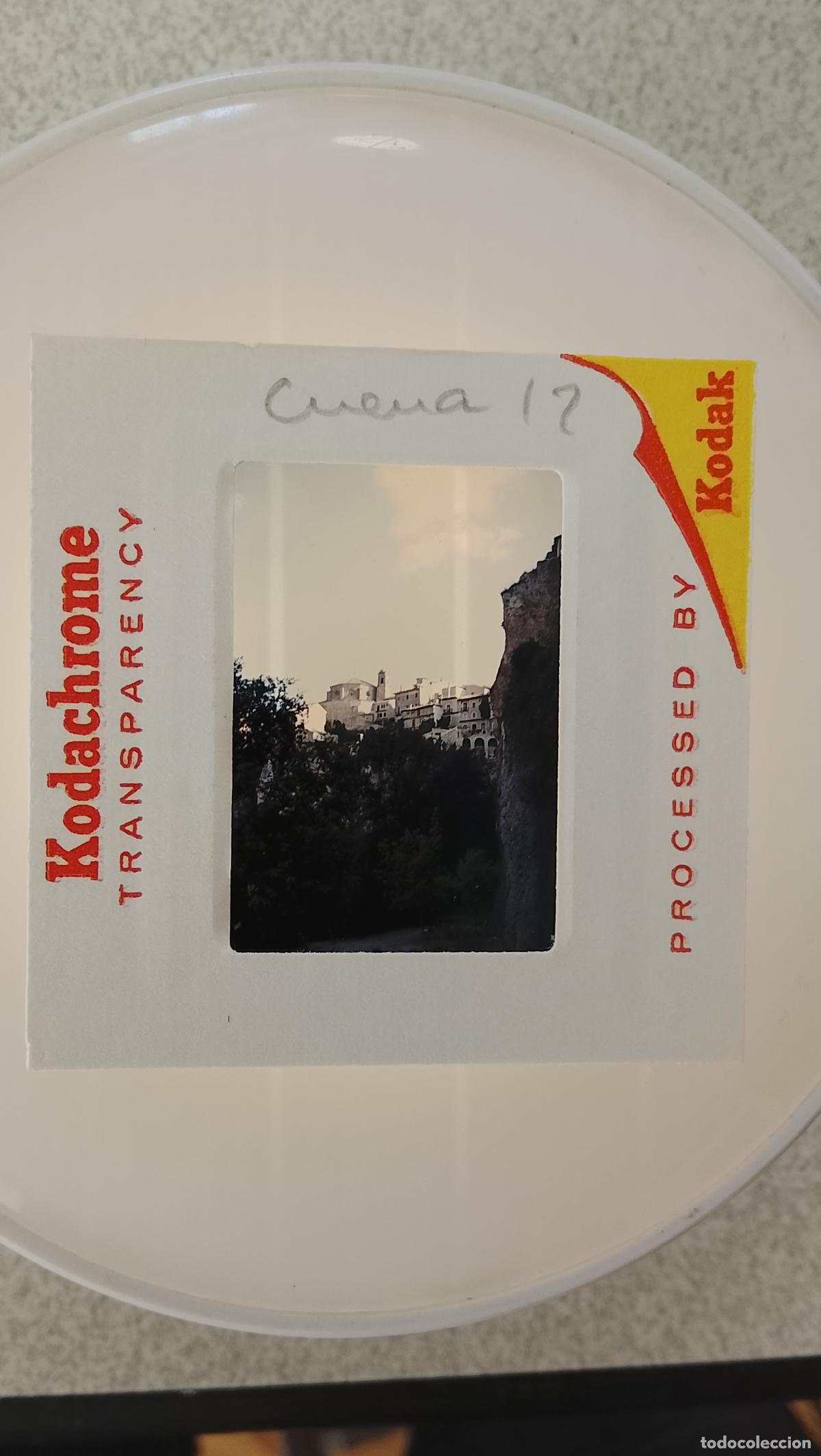 Fotograf&iacute;a antigua: DIAPOSITIVA A&Ntilde;O 1970 CUENCA CASAS COLGANTES Y ALREDEDORES . VER FOTO EN CADA CASO