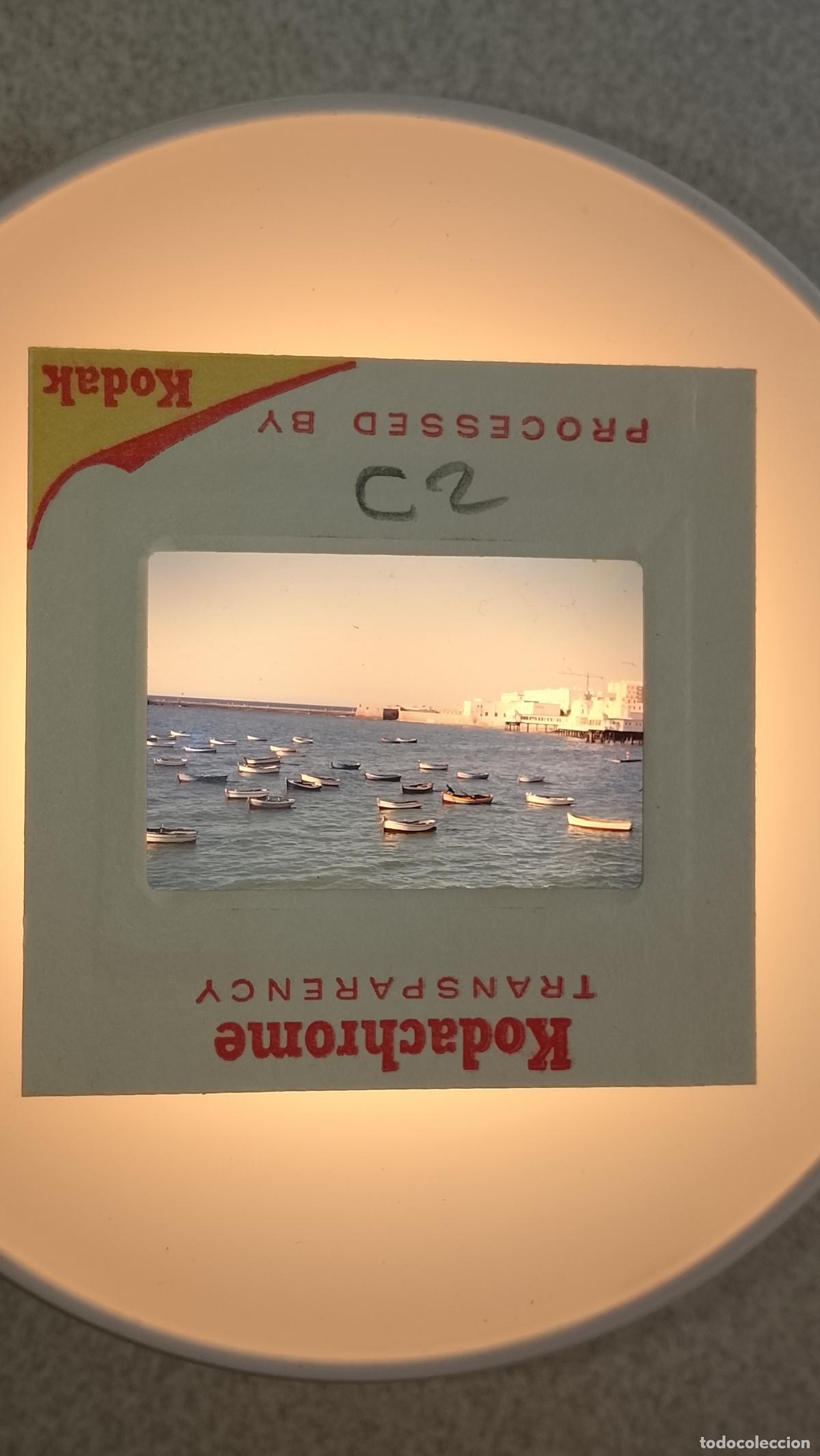 Fotograf&iacute;a antigua: DIAPOSITIVA A&Ntilde;O 1969 CADIZ PLAYA DE LA CALETA BALNEARIO