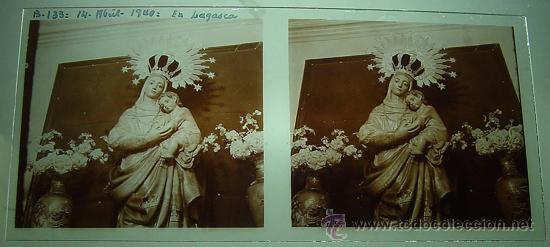 Fotografia antiga: ANTIGUA FOTOGRAFIA ESTEREOSCOPICA DE CRISTAL DE CAPILLA MONTADA EN DOMICILIO PARTICULAR CALLE LAGASC