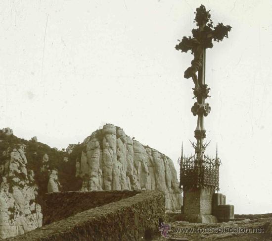 Antique Photography: Montserrat. Creu del cam&iacute; de la Cova de la Mare de D&eacute;u. Preciosa imagen. c.1913