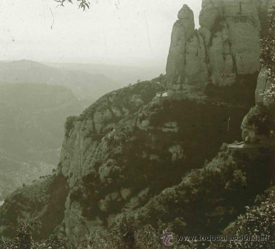 Fotografia antica: Montserrat. Cam&iacute; de la cova, vista general. Impresionante y bell&iacute;sima vista. c.1913