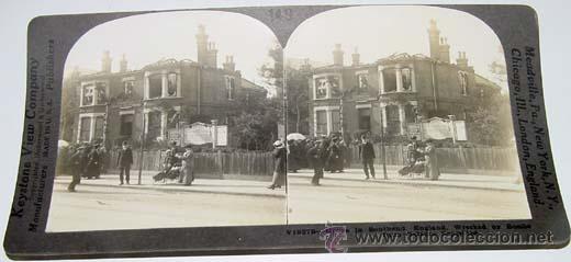 Fotografia antiga: CASA DESTRUIDA POR UNA BOMBA DE UN ZEPELIN - ED. KEYSTONE VIEW COMPANY - MADE IN U.S.A - MIDE 18 X 9