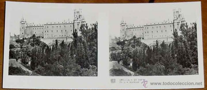 Fotografia antiga: ANTIGUA FOTOGRAFIA ESTEREOSCOPICA DE SEGOVIA - 1&ordf; SERIE - COLECCION NUM. 30 - ED. RELLEY - ALCAZAR -