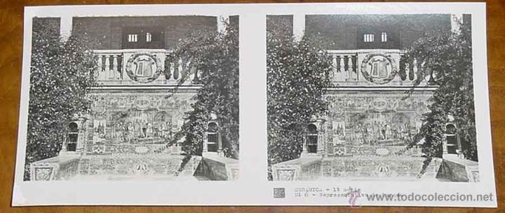 Fotografia antiga: ANTIGUA FOTO ESTEREOSCOPICA CERAMICA - 1&ordm; SERIE - COLECCION NUM. 1010 - BANCOS DE LA PLAZA DE ESPA&Ntilde;A